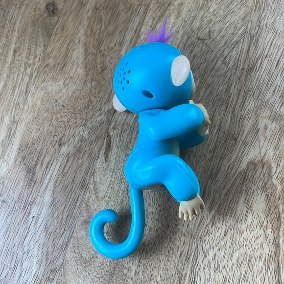 Fingerling - Picture 3 of 5